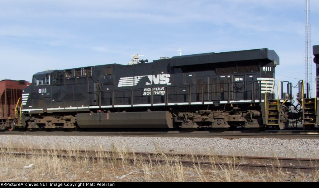 NS 8111